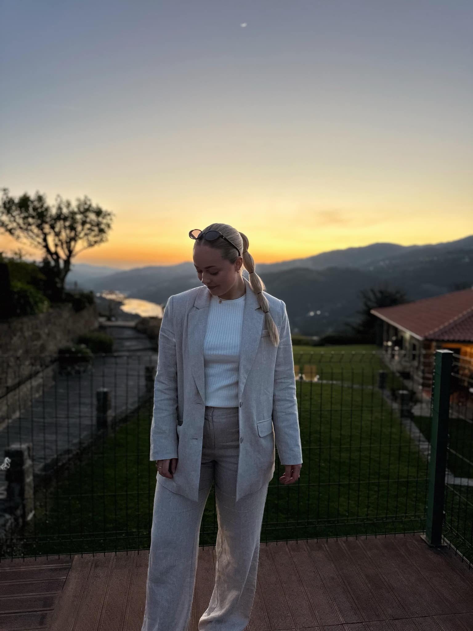 Tania Blazer - Beige/ Nomad